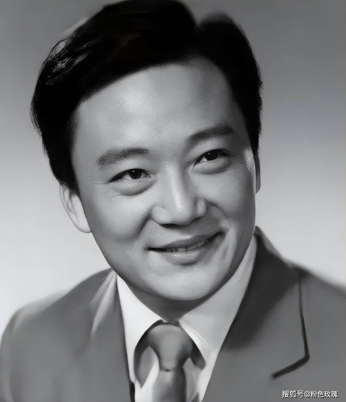 演员章晓申去世,娶"厂花"吴海燕成人生赢家,晚年同框照曝光