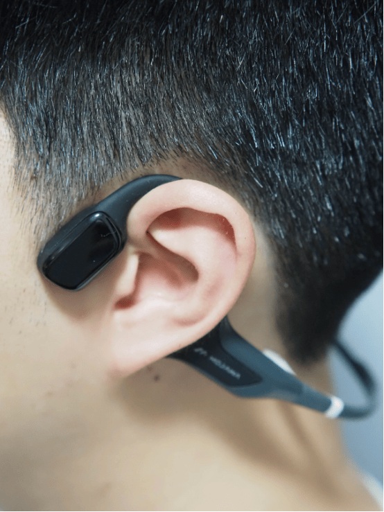 国庆出行装备运动耳机不能少！市面三款热销骨传导运动耳机对比