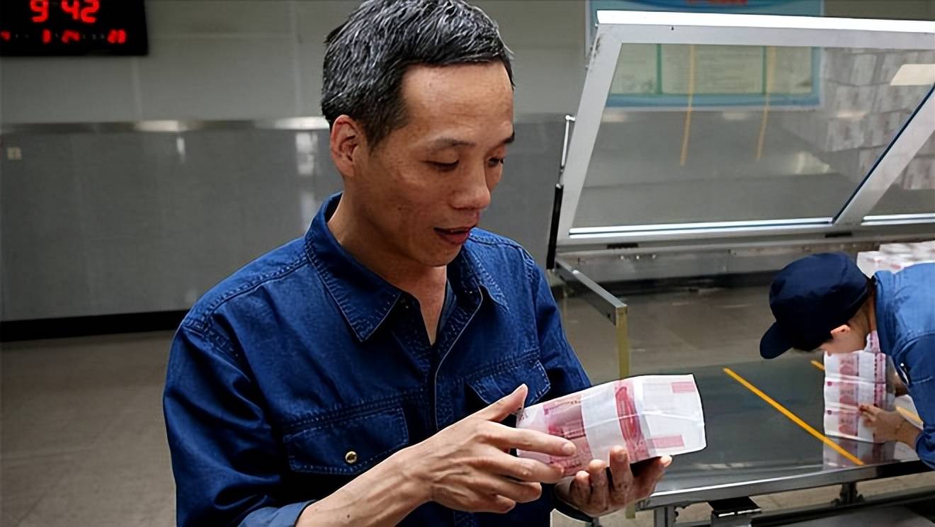 消费刺激不起来:除了加印钞票还有什么办法?_手机搜狐网