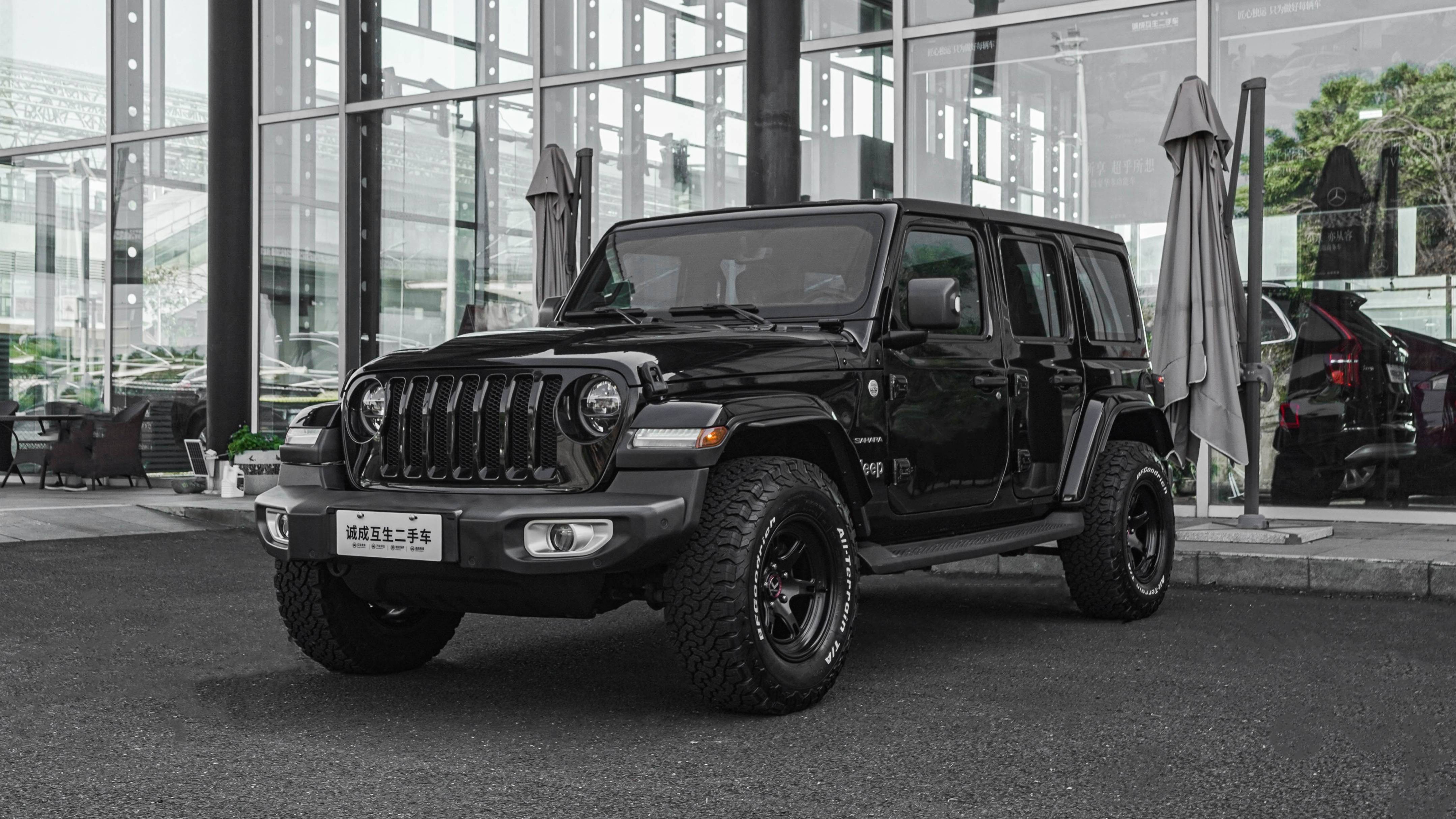 【jeep 牧马人 2.0t sahara 四门版】