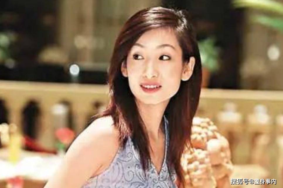 这一次,45岁的秦海璐,让所有人刮目相看_李厚霖_章子怡_大学