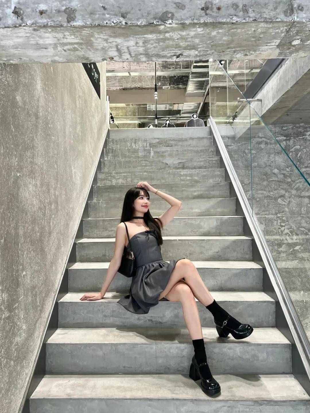 姿势_显得_自然