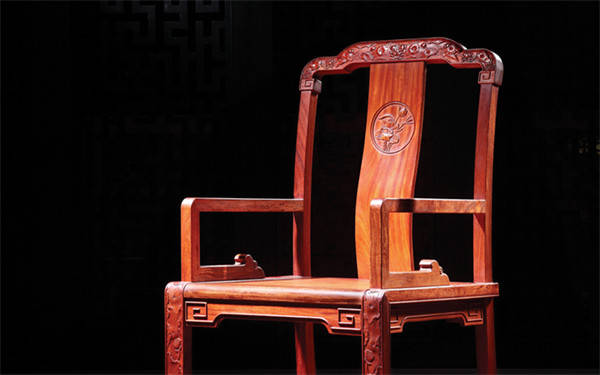 缅甸花梨红木家具国寿红木:禅意东方长餐桌,静享家的温馨时光