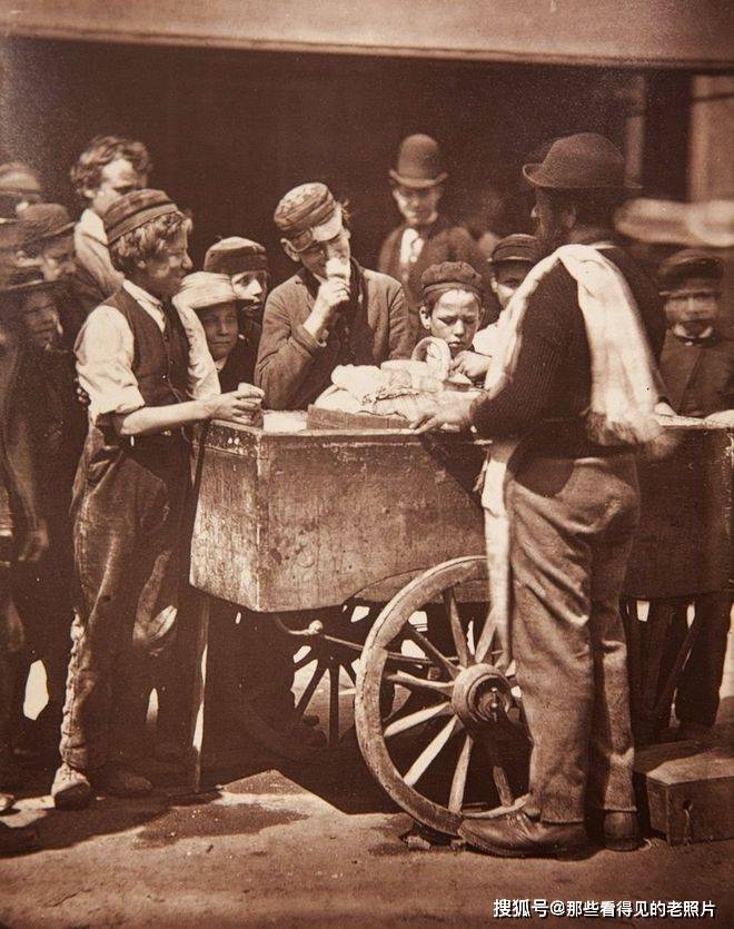 老照片 街拍十九世纪的英国伦敦