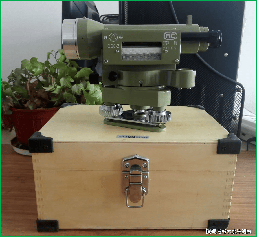 赛维板报丨ds3型微倾式水准仪的构成及功能