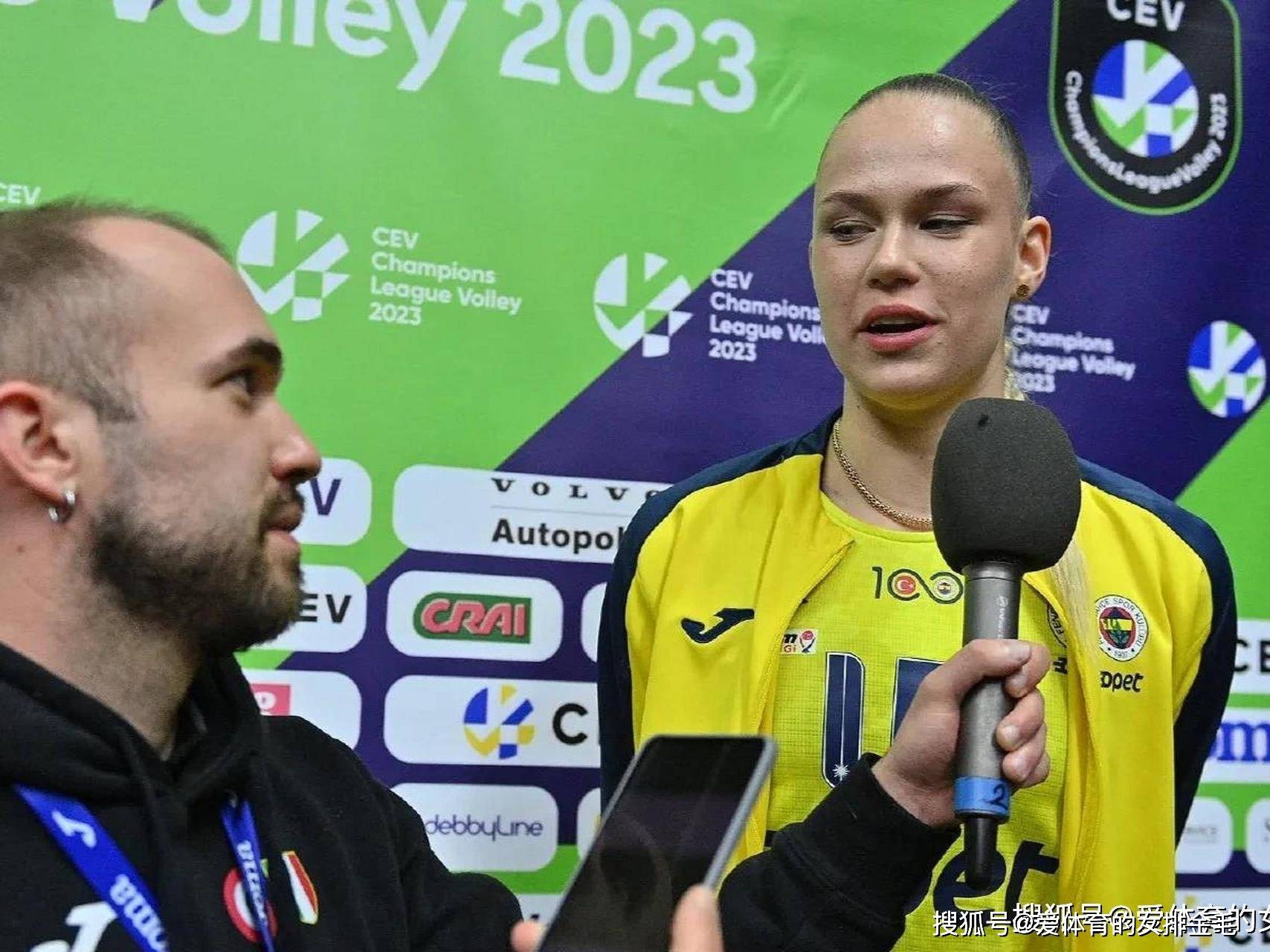 天津女排冠军有保障！网友曝小菜娃不来 上海只能签布里西奥