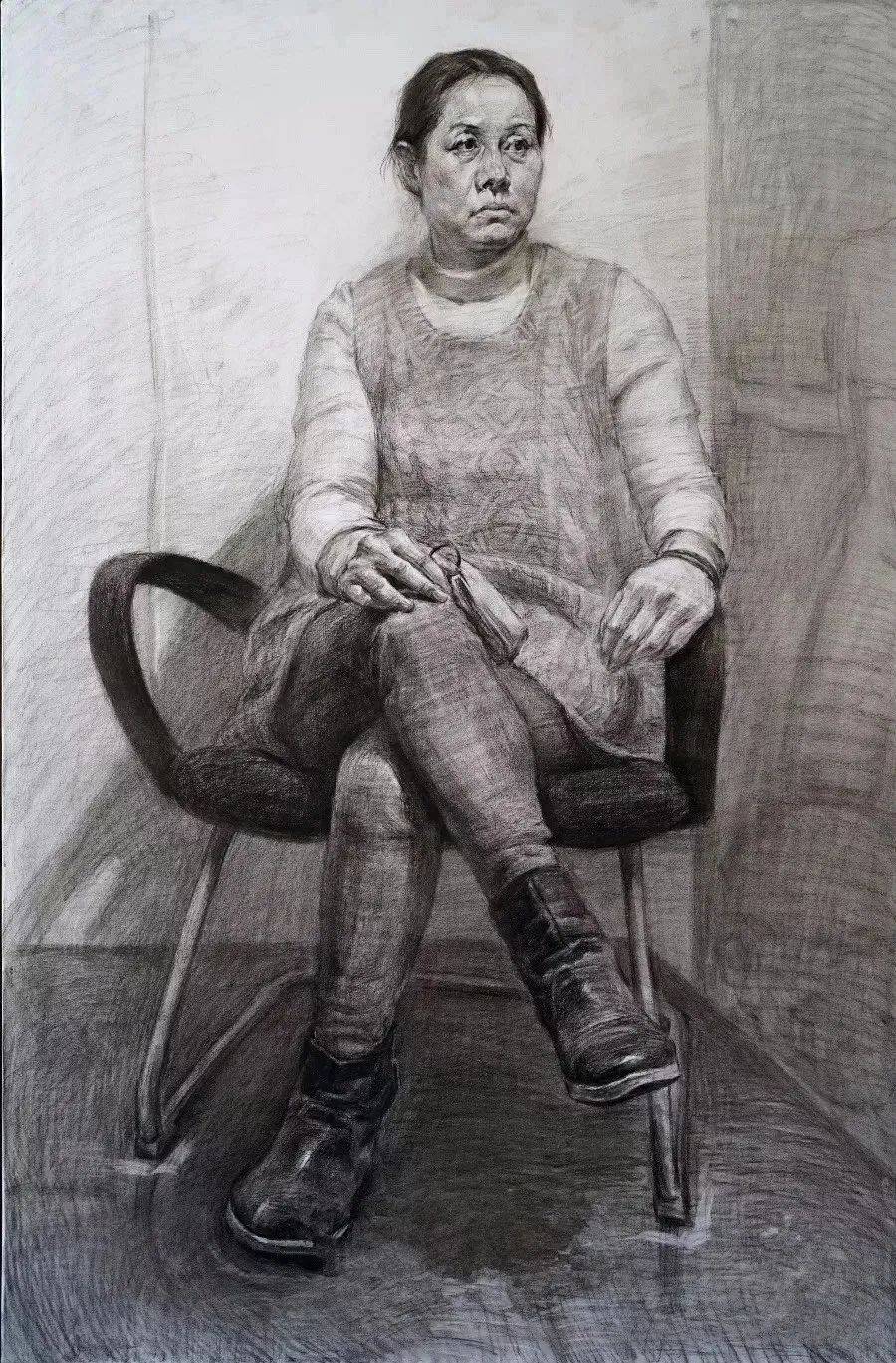 美术生必看!国央清三校全身像素描作品欣赏