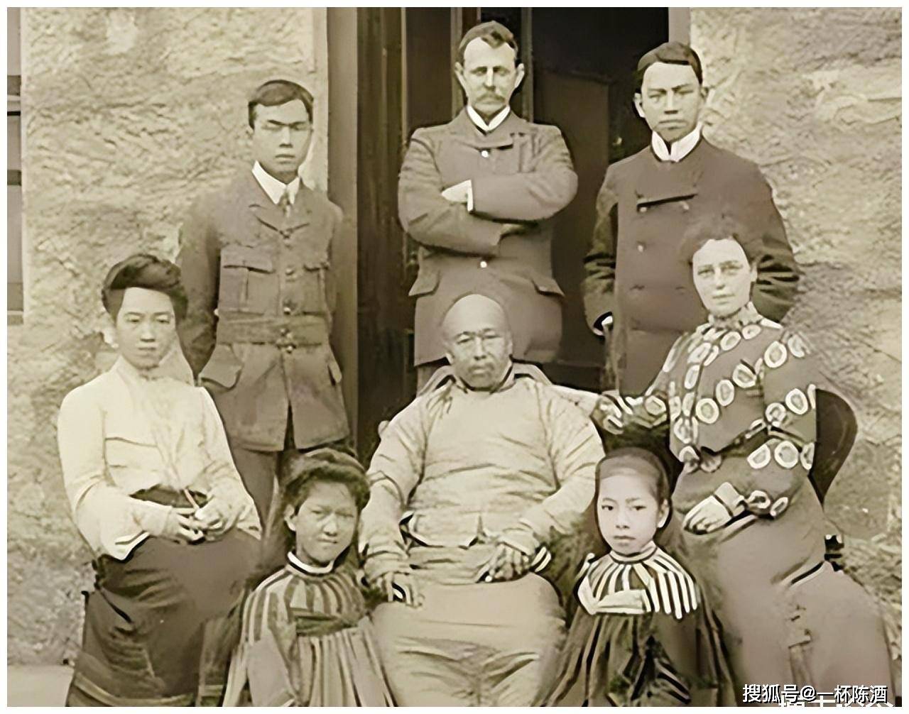 婚姻糜烂的康有为:55岁娶17岁日本女佣,却生下了自己的孙女