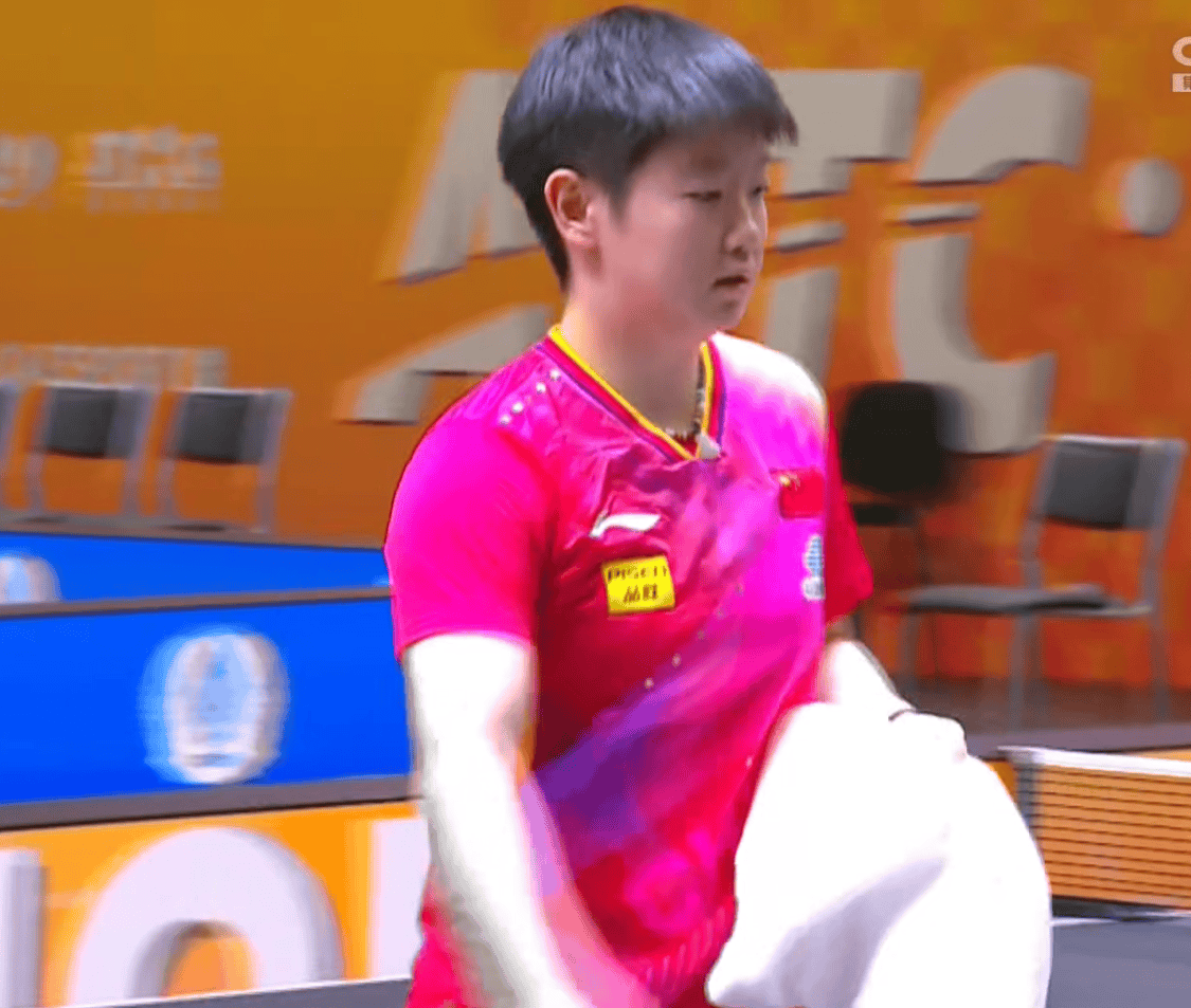 孙颖莎复出有多难？我累得眼睛昏花 两次都被打到11