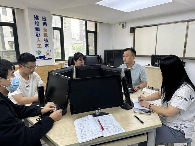 夯实基本功 行稳育人路 | 光明小学开展新入职教师"过关课"活动