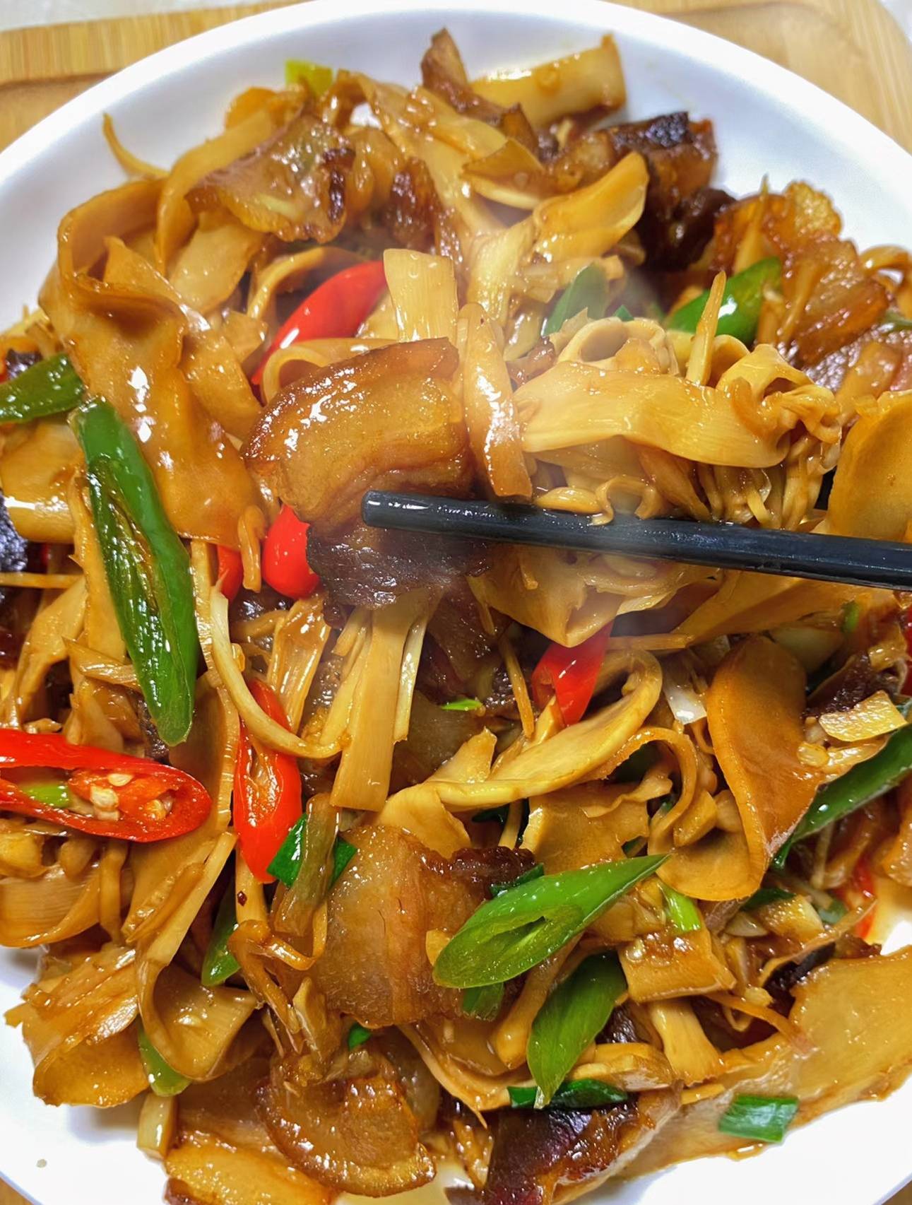 "烟笋炒肉"下饭,太下饭了!