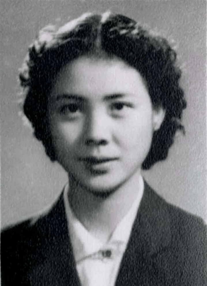 郑振瑶:68岁获金鸡影后,晚年经受丧夫之痛,86岁病死异国他乡