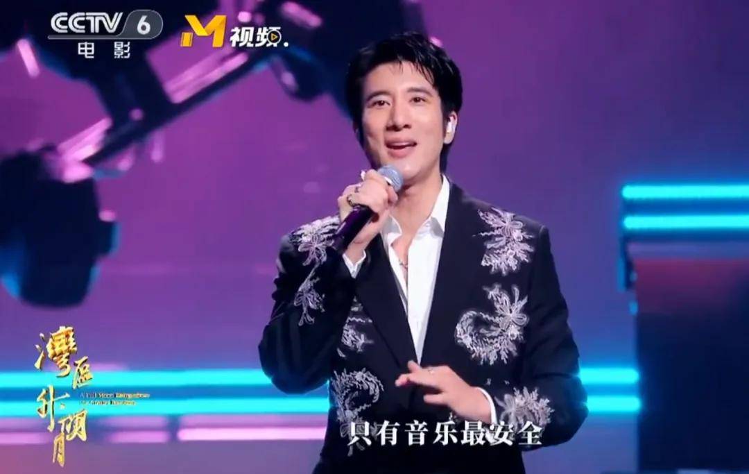 李靓蕾再发声锤王力宏图片