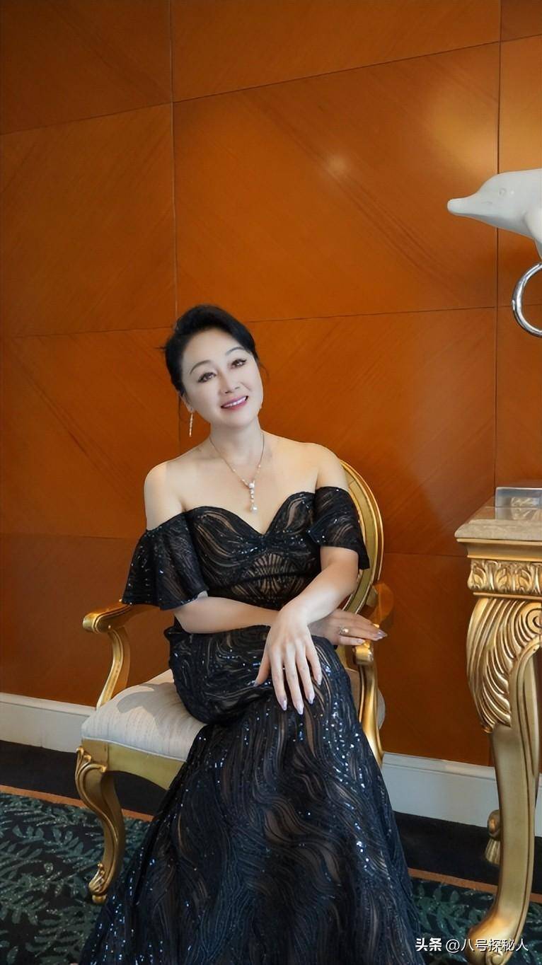 演员姬他老婆图片