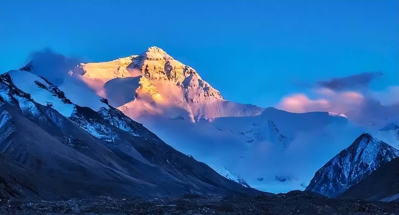 啥情况？居然有人说珠穆朗玛峰不是地球最高峰？难道还有更高的？_搜狐网, image size:1280x690