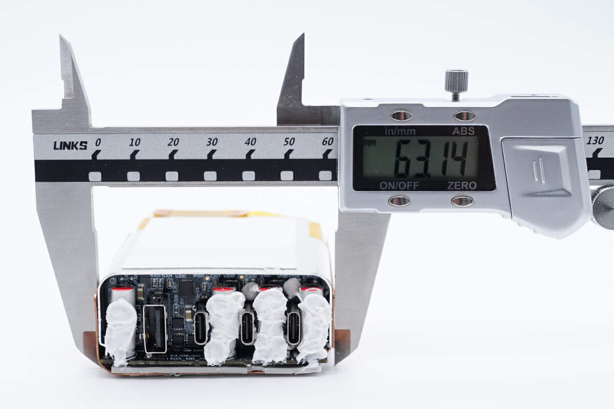 最后测得usb-a口支持ufcs,qc3 ,fcp,scp,afc,dcp,sam 2a充电