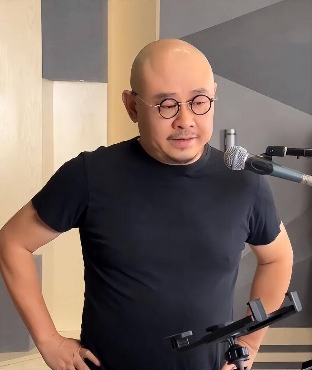 越闹越大!乐评人丁太升炮轰刀郎:他的歌旋律太庸,歌词太俗