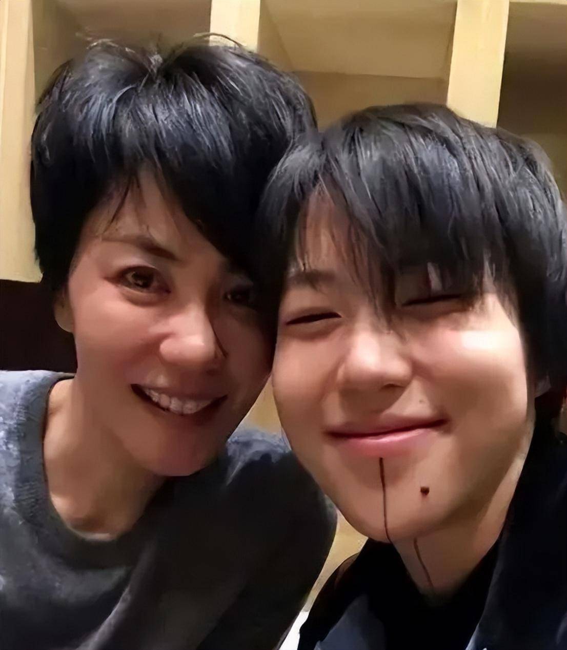 李亚鹏:我那"抽烟喝酒打麻将"的前妻王菲,竟是世上顶好的妈妈_李嫣