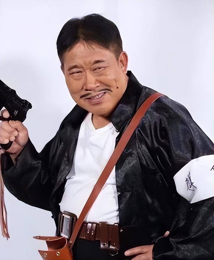 "反派专业户"杜旭东:又来一个"晚节不保"的老艺术家