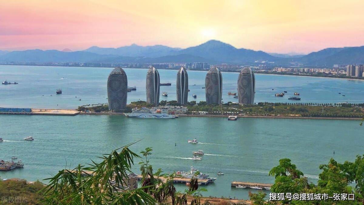 海南旅游去哪个城市比较好(海南旅游去哪个城市比较好玩)