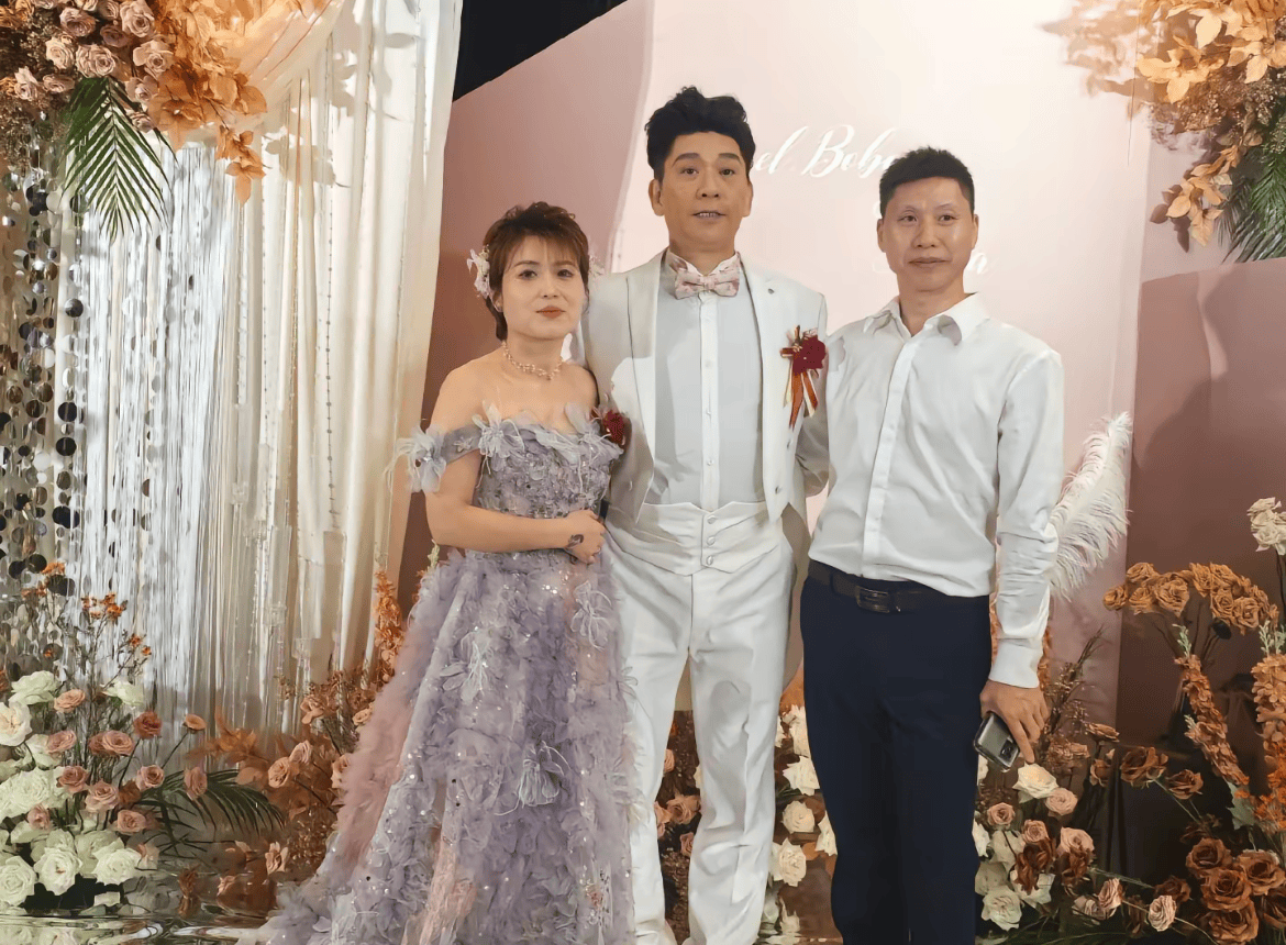 黄子扬老婆图片