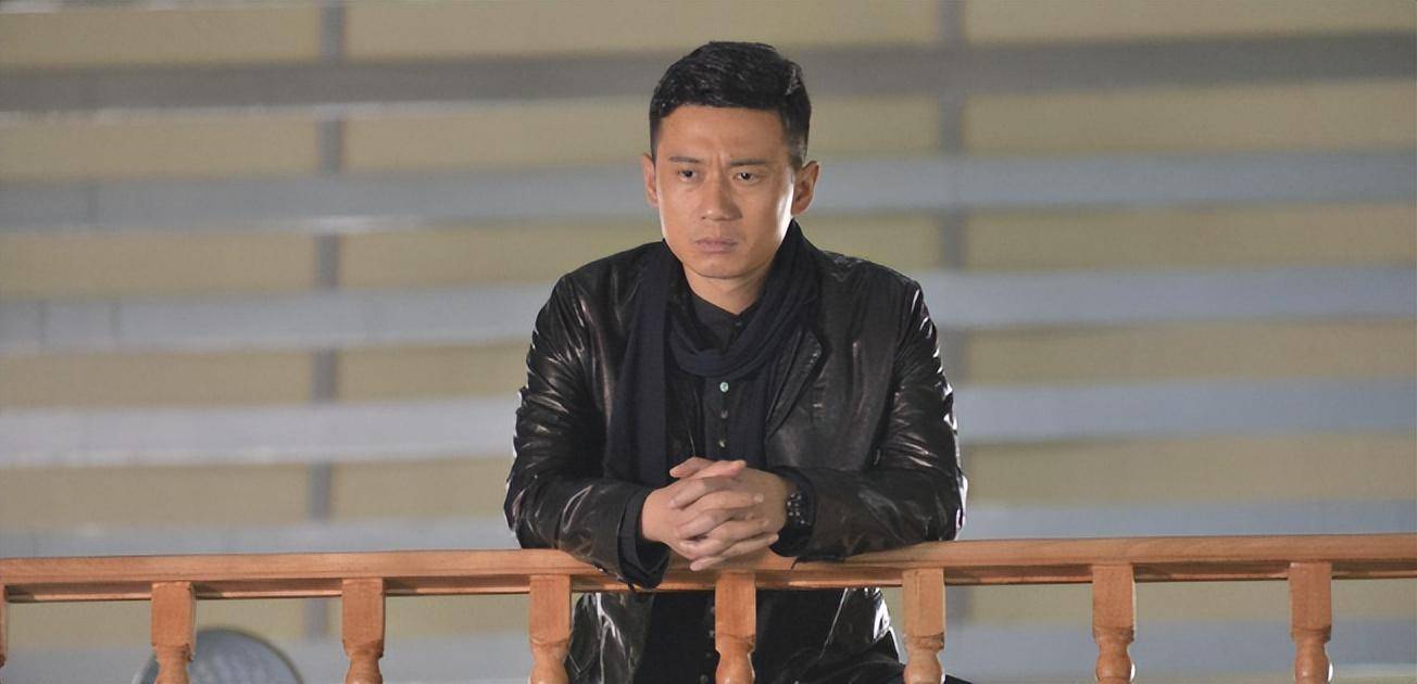 "龚箭"徐洪浩:为何婚后多年0绯闻?看看妻子是谁就知道了