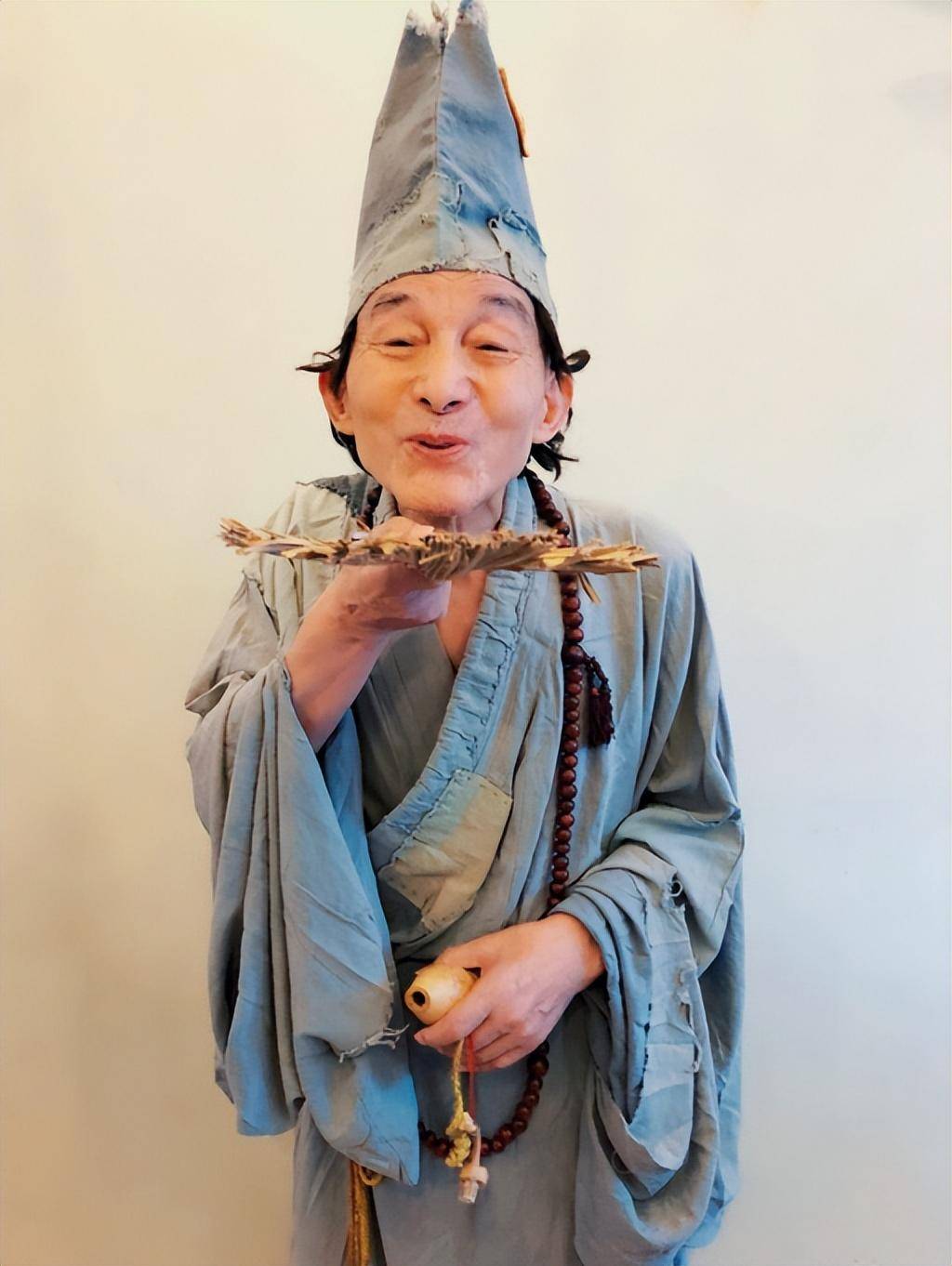自从演了济公后,游本昌身上接连发生的"怪事",至今也解释不清