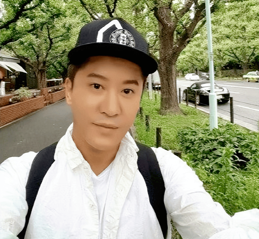 毛宁:一年内接连痛失母亲和父亲,婚姻成谜故事多