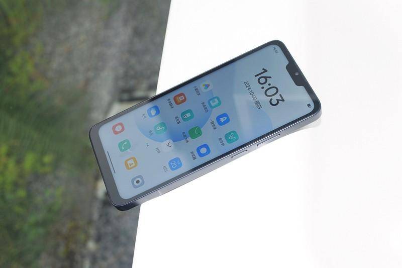 创新设计与科技力量助力学生健康成长 多亲C23防沉迷学生手机