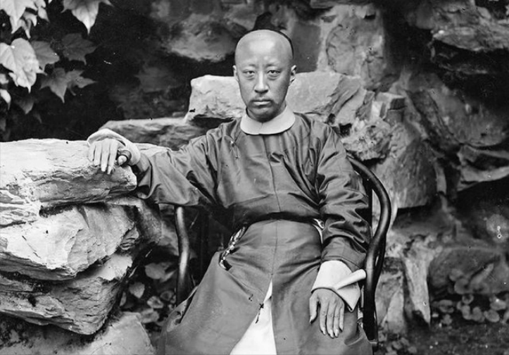 清代所有的亲王中,以权力而言,排名处于前三位的都是谁?