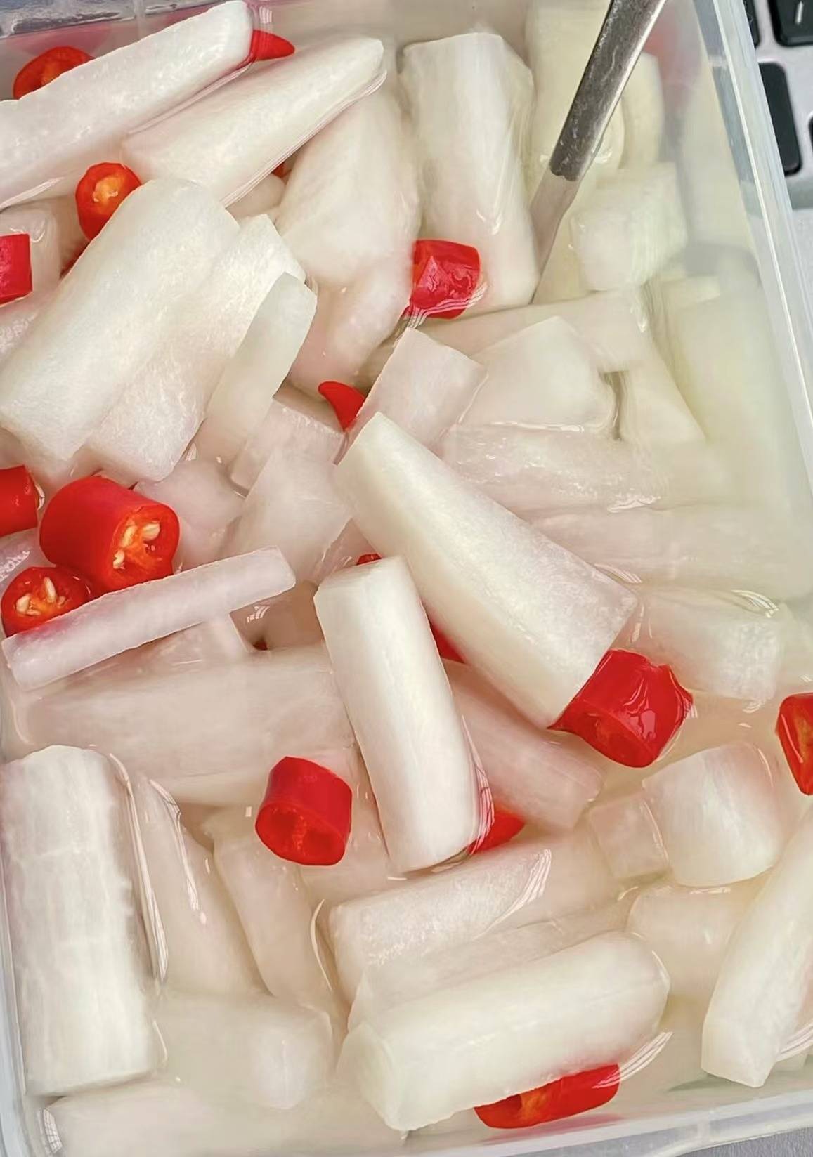 掌握这些小技巧,轻松腌制出脆爽酸萝卜!