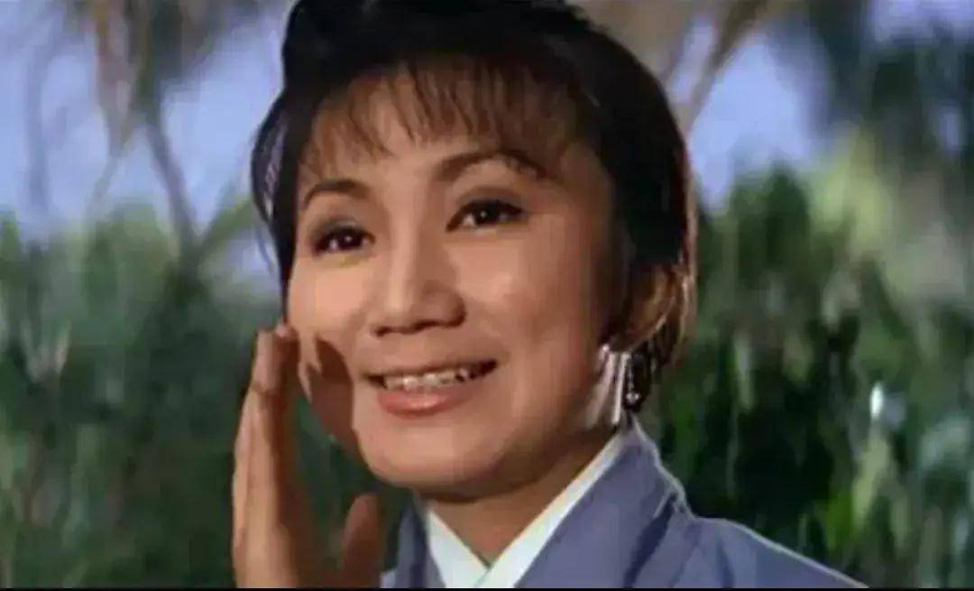 焦姣:"黄老邪"曾江的第三任老婆,演过《独臂刀》里的女一号