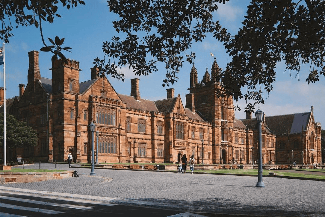英国十大名校排行榜,剑桥牛津百年双雄