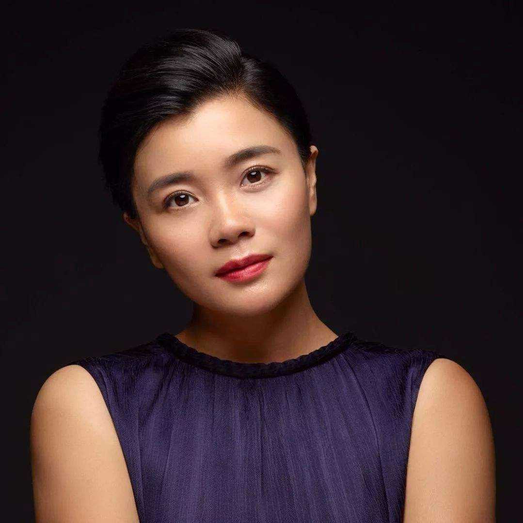 "体操冠军"莫慧兰:17岁就退役,拒绝美国高薪邀请,嫁富豪老公