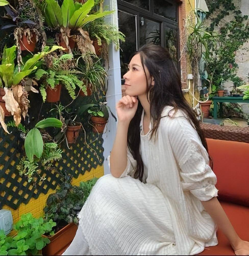 爷爷是元帅,父亲是商界大佬_叶晴晴_音乐_叶选廉