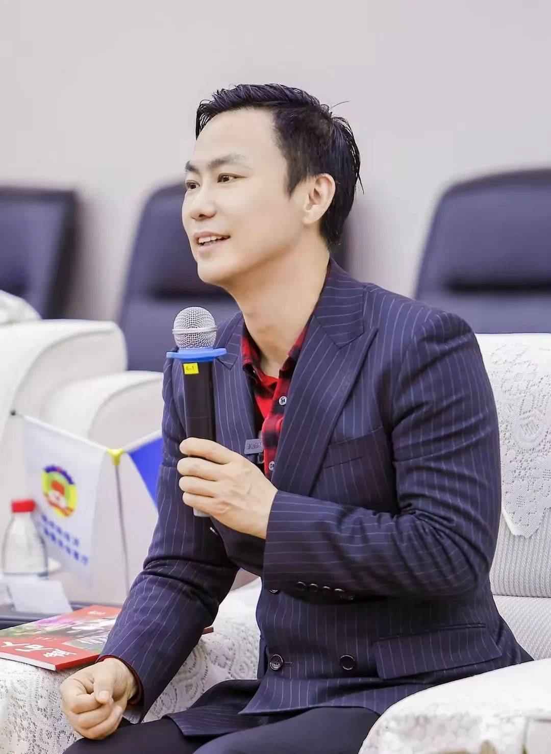 香港大学经管学院走进盘石_数字_经济_田宁