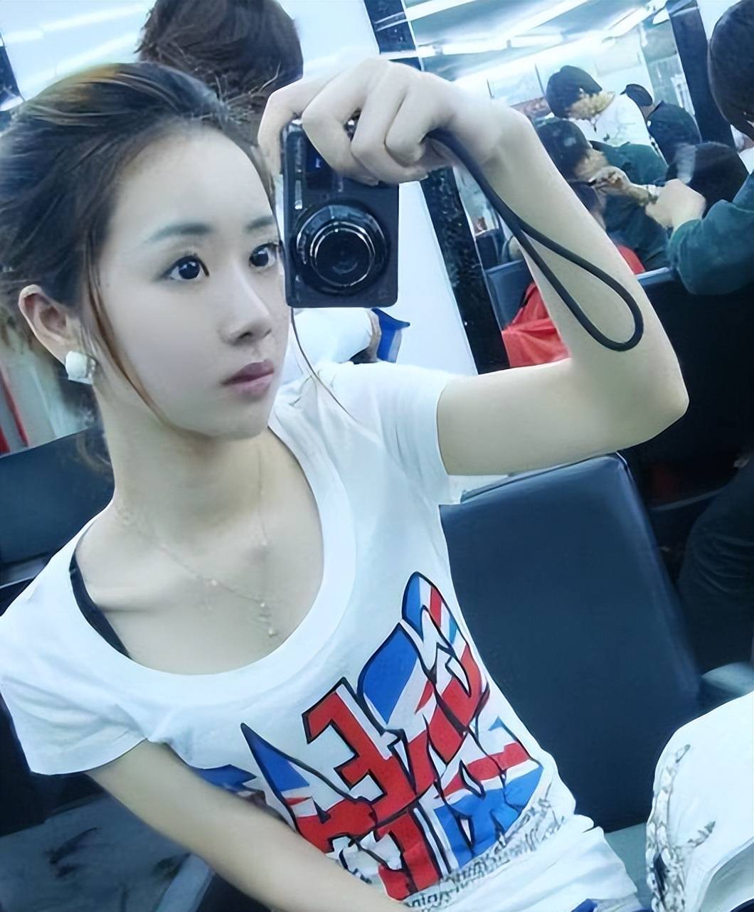 "网红鼻祖"程琳:曾称霸qq空间的非主流女神,而她的故事太传奇