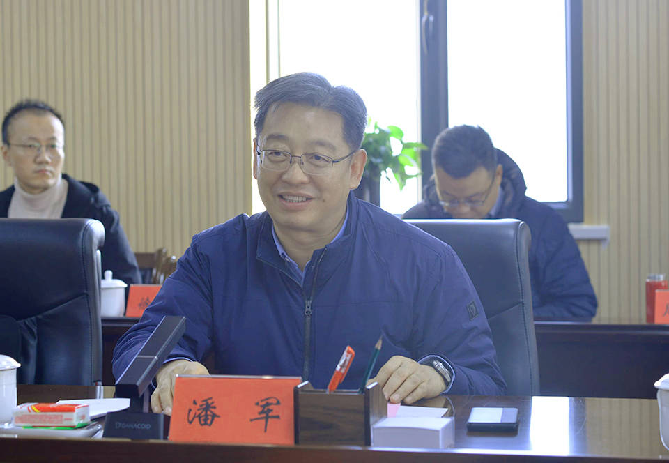 青岛农业大学党委书记潘军带队赴新疆喀什和兵团十二师调研