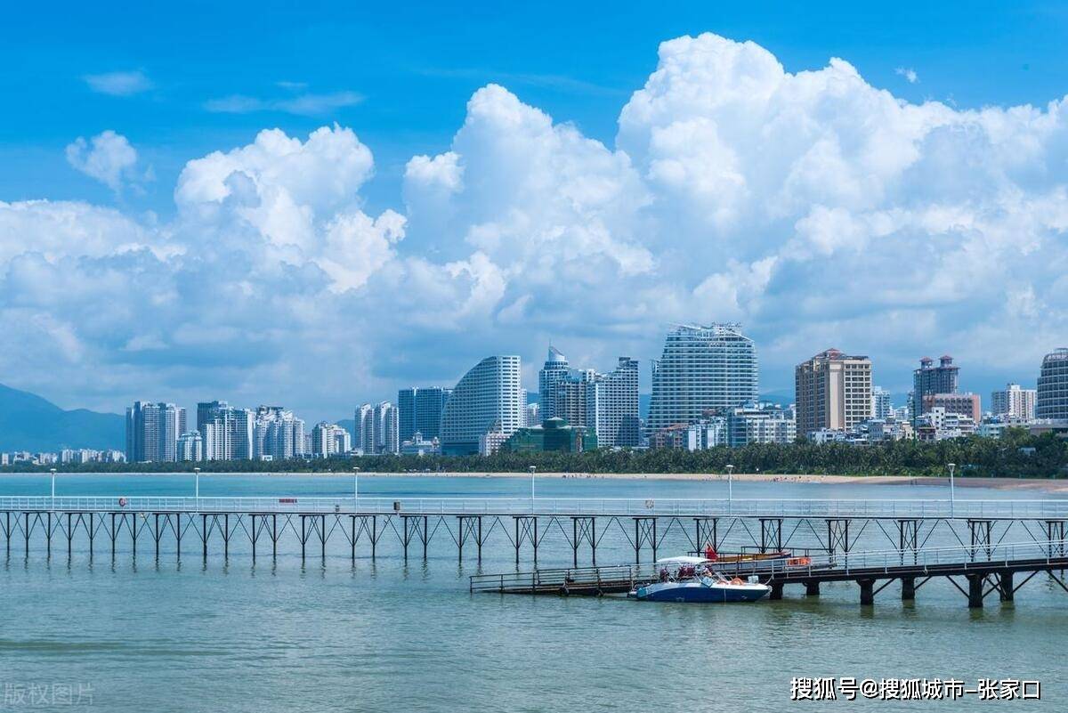 三亚跟团旅游3天需要多少钱,三亚三日定制游费用,省钱游玩攻略_旅行_景点_前往