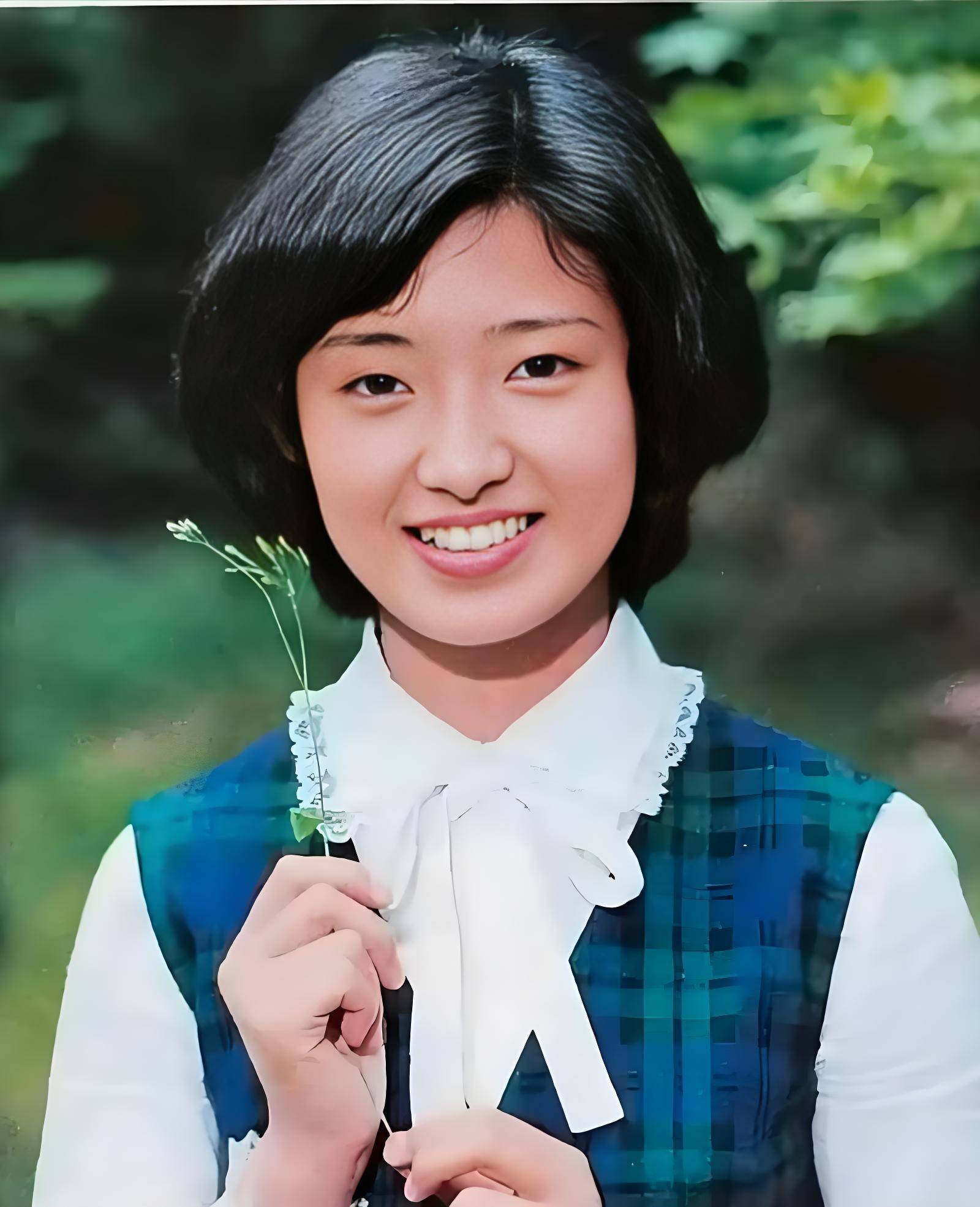 曾经的天后,如今的奶奶:山口百惠65岁近况曝光,这是岁月的礼物