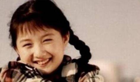 蒋小涵:嫁给圈外丈夫,36岁大龄生子,丈夫一家把她宠成宝