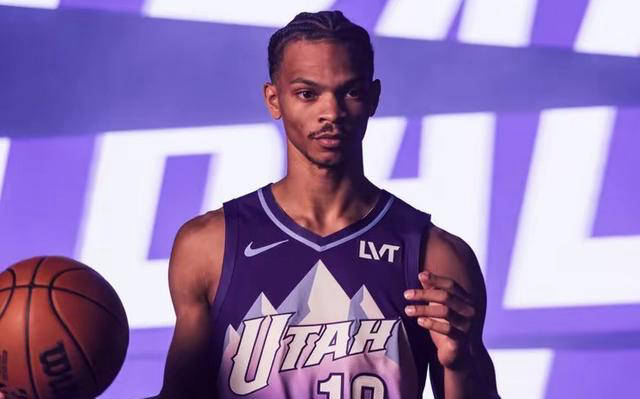 签约成功!中国球员以赛亚-王加盟nba黄蜂队