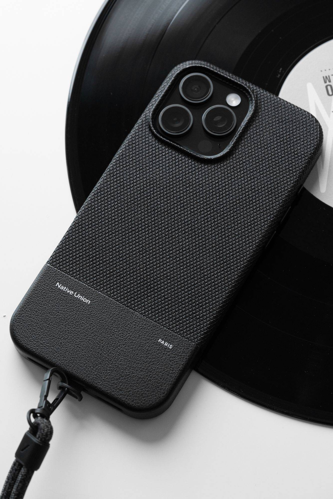 448元的手机壳竟不是真皮?native union iphone 16 pm手机壳