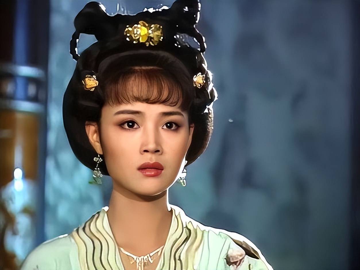 从女奴翻身成唐朝第一女宰相,千古才女上官婉儿,她凭什么逆袭?