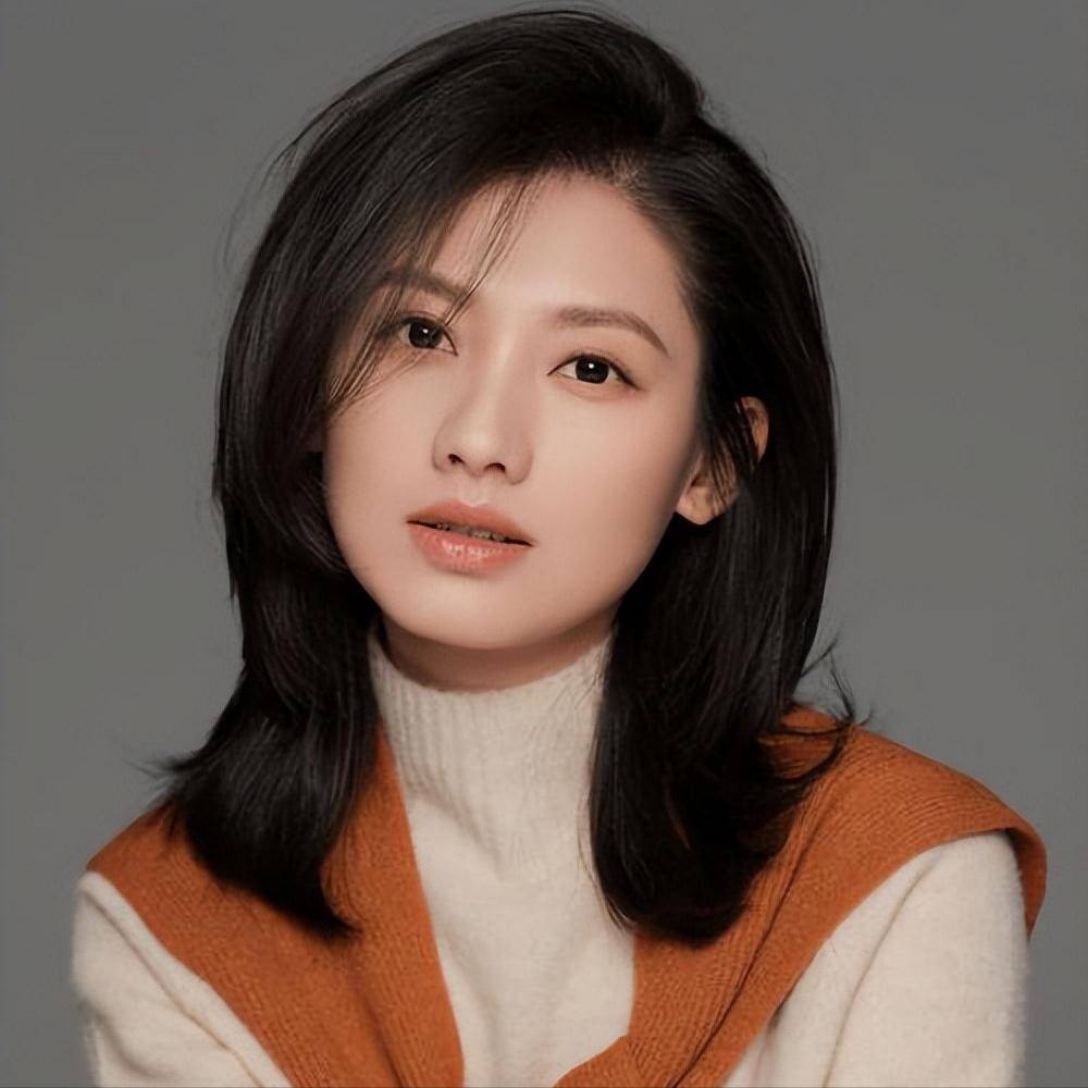 她虽然和杨春雪一样经历坎坷,但不同的是,自从走上演员之路,马藜不管