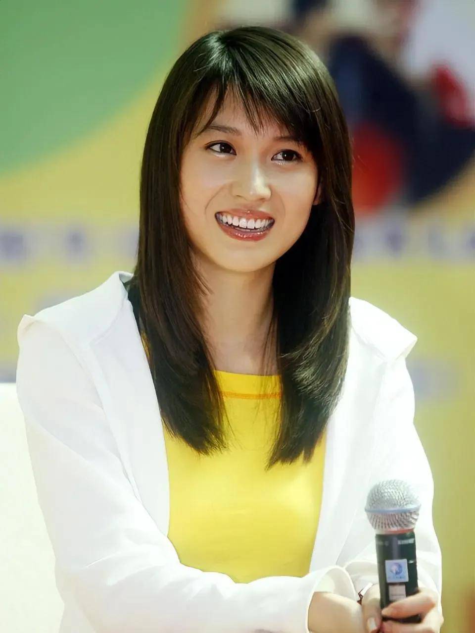 顶替杨紫出演《家有儿女》,在地下室被人暴揍,如今宁丹琳咋样了