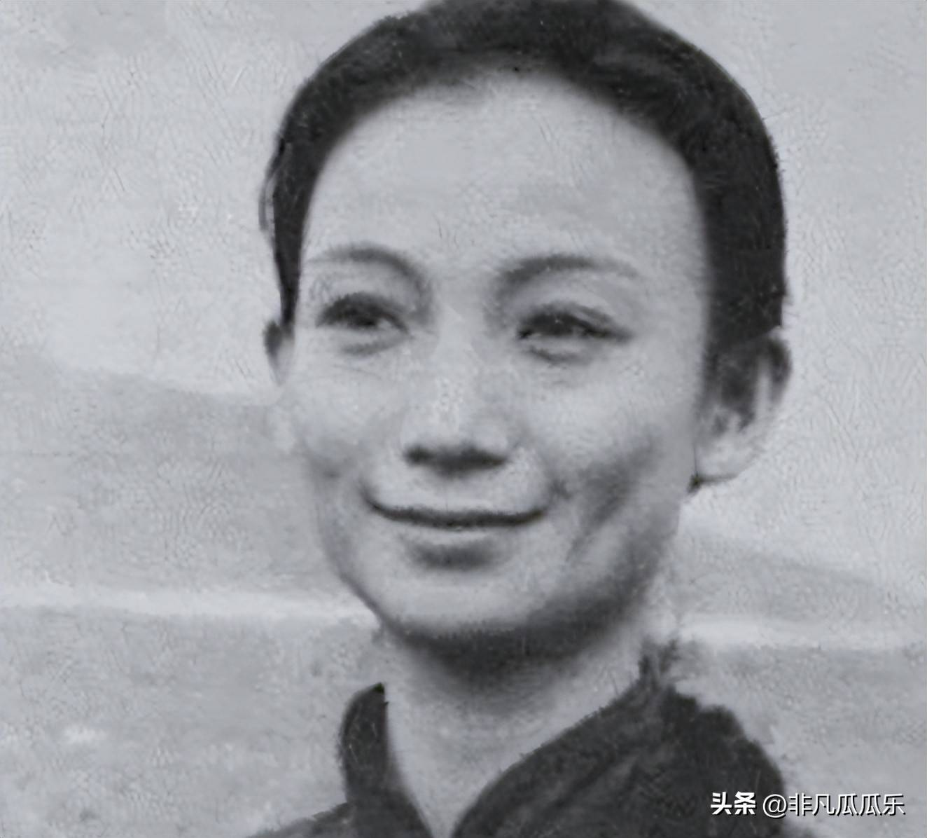 琼瑶御用导演刘立立，被曝为爱摘子宫，和原配共侍一夫45年不后悔_手机搜狐网