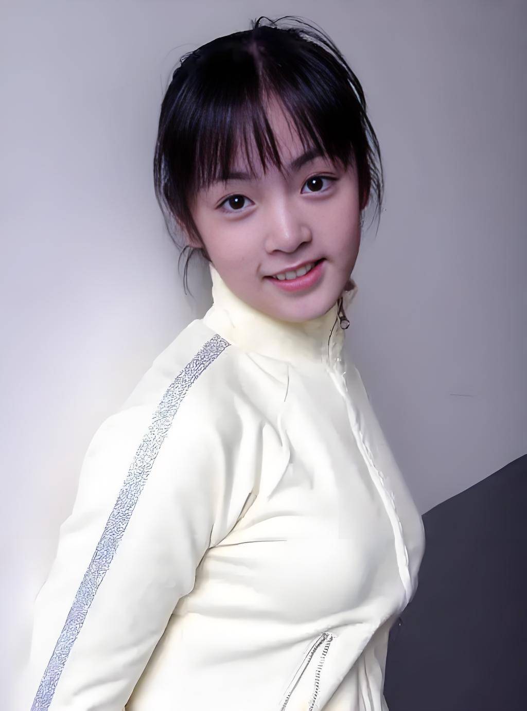 女配貌美不输女主,耐看不撞脸,打酱油的也惊鸿一瞥_德福_安杰_安怡