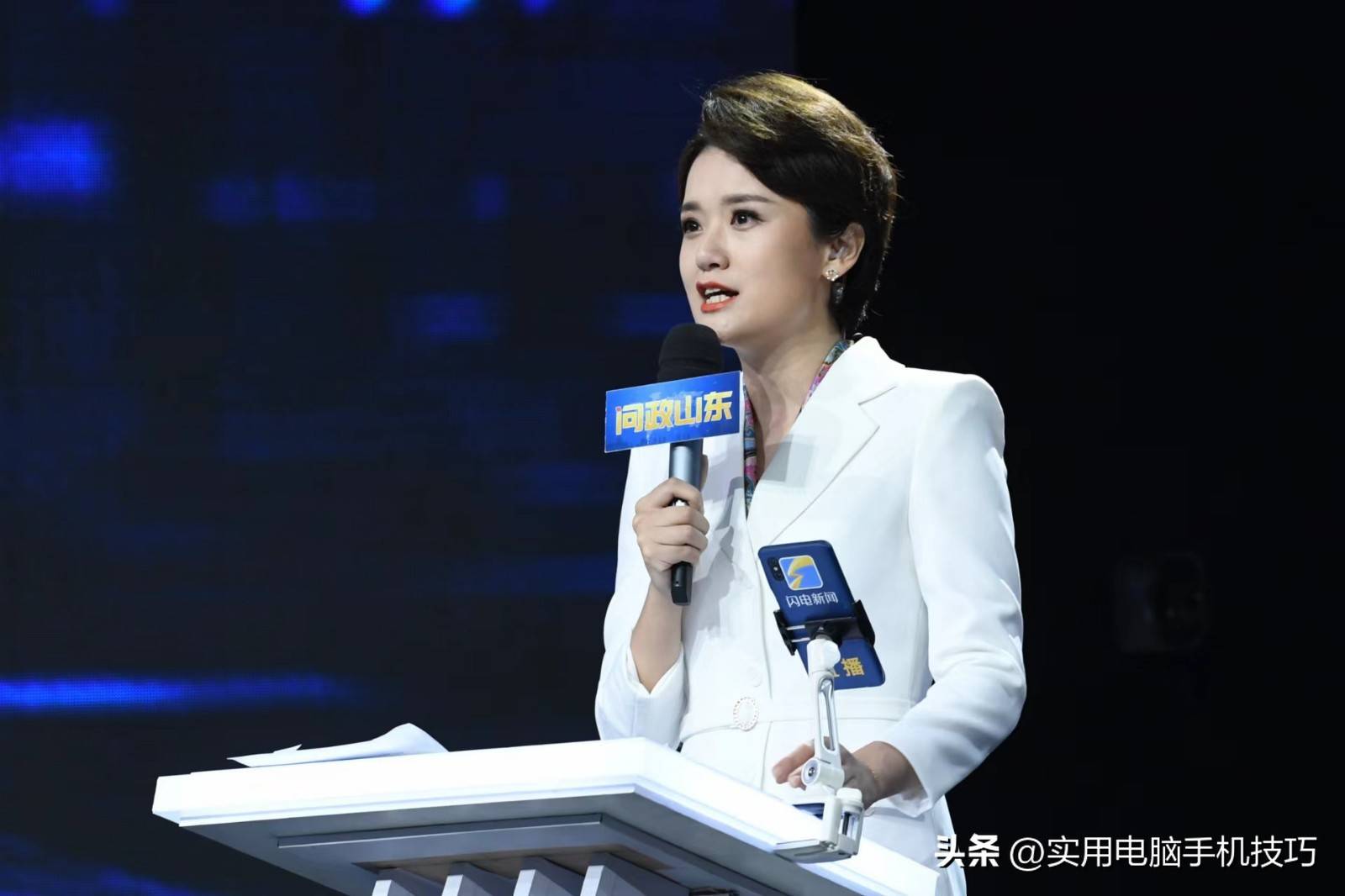问政山东主持人李莎,高官被她问的语无伦次,犀利问政,毫不留情