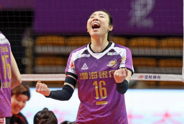 姚迪重回国家队？未来命运仍未明朗_天津女排_二传_孟豆